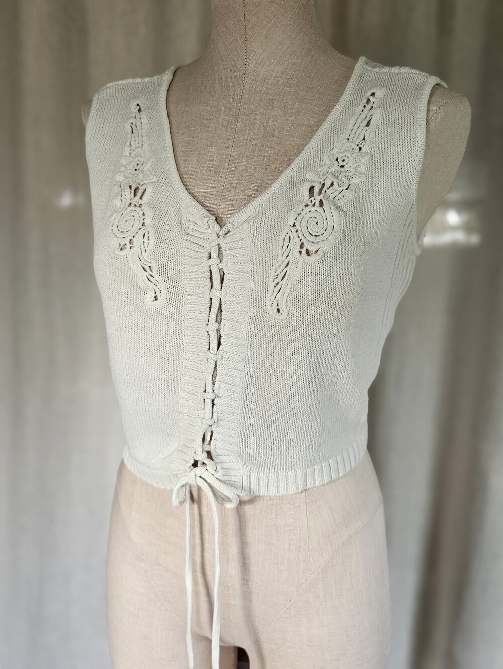 White Knit Crochet Embroidered Lace Up Sweater Vest Tank Top Small